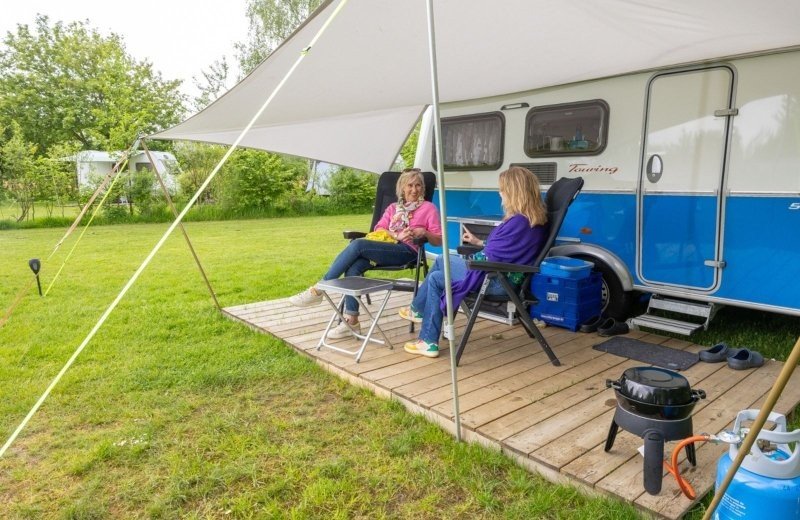 Mehr Komfort beim Camping: unsere Holzplattformen